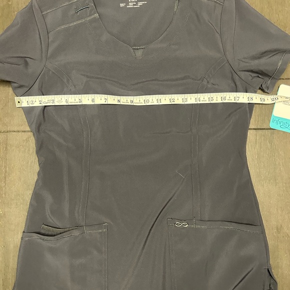 Cherokee infinity gray pewter scrub set round neck S top XS pet. Joggers NWT - Picture 15 of 15